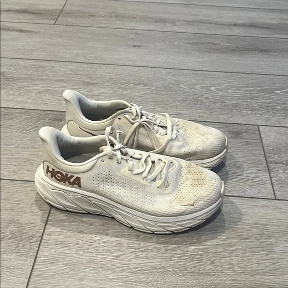 Hoka one one Women's cream Beige Athletic Shoes size 6.5 - Picture 4 of 8